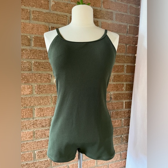 Retro One-piece NWOT - XL - Picture 3 of 8